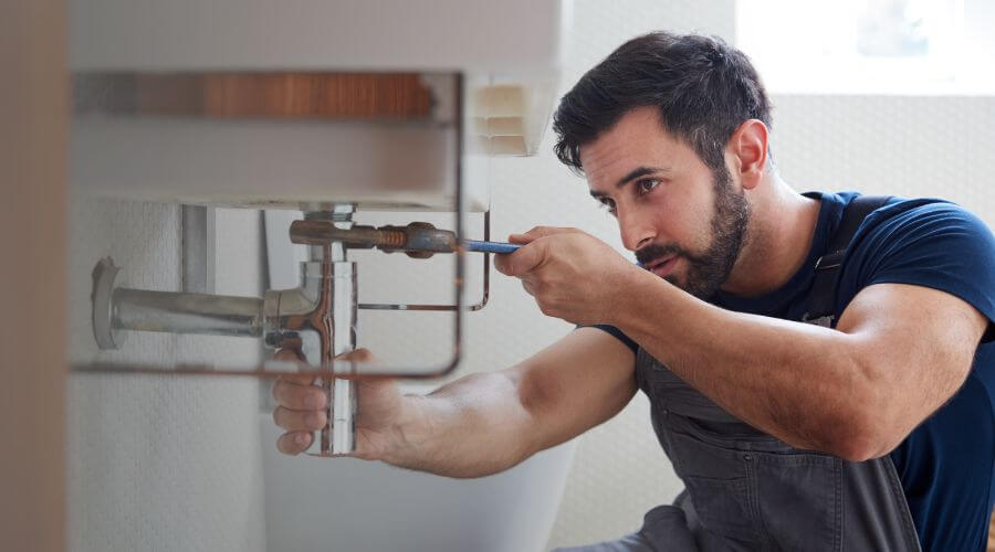 Professional water heater installation services in Hazelhurst, WI
